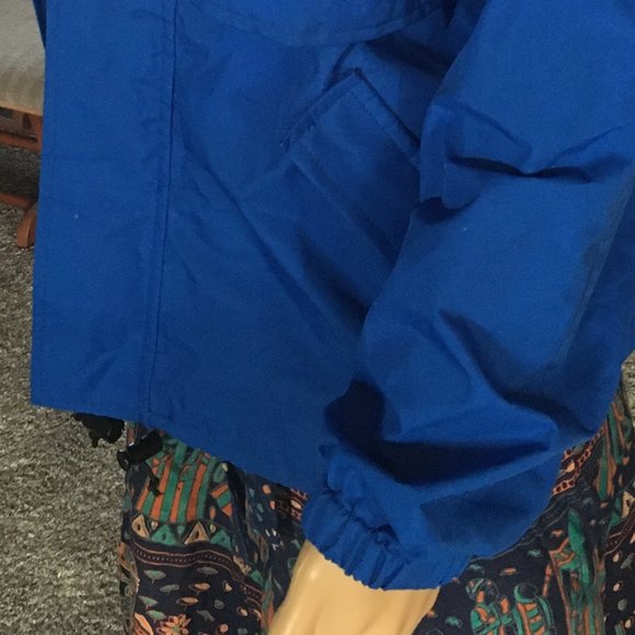 USED CABELA'S BLUE ZIPPERED WINDBREAKER SIZE SMALL - Picture 7 of 9
